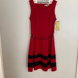 MADISON LEIGH Red dress